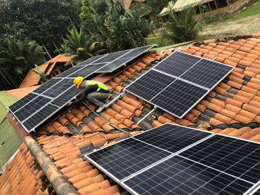 Ecuador 5KW Off-grid PV System ——DAH Solar 540W PV Module